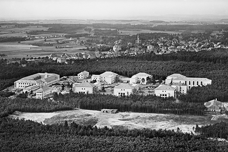 Historische Aufnahme des Campus, ca. 1926